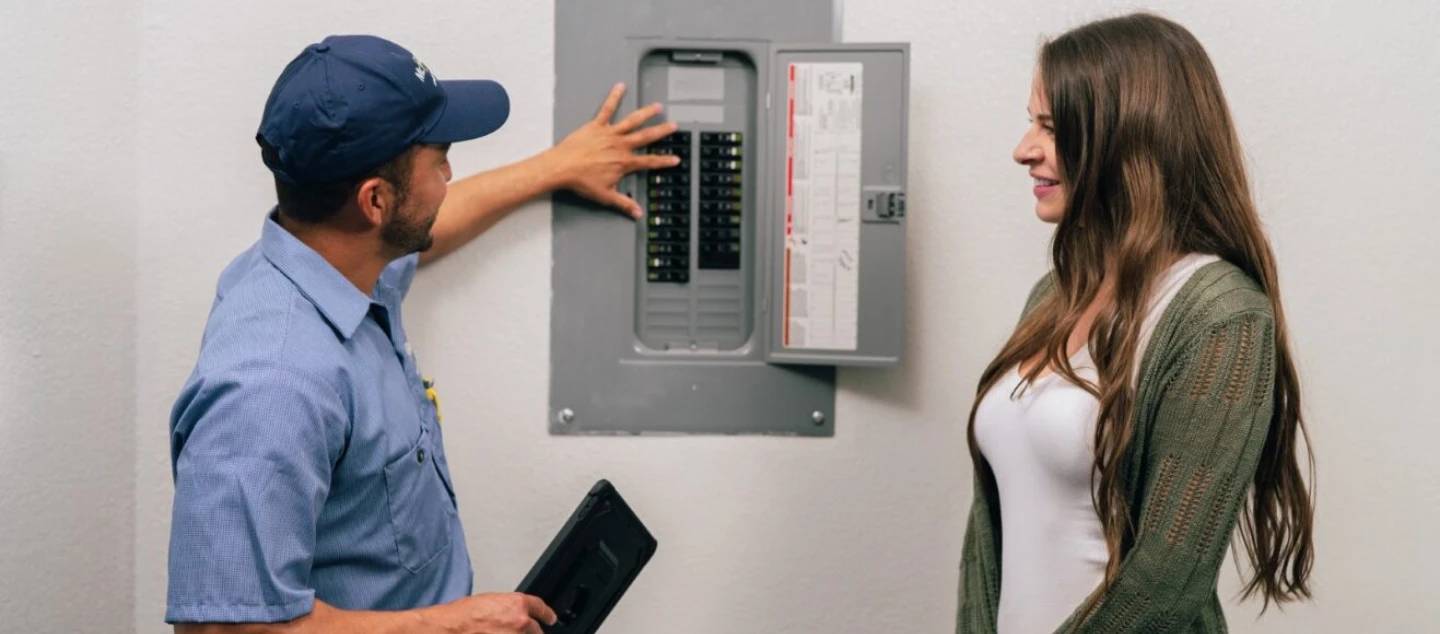 Circuit Breaker Repair in Bedford, TX